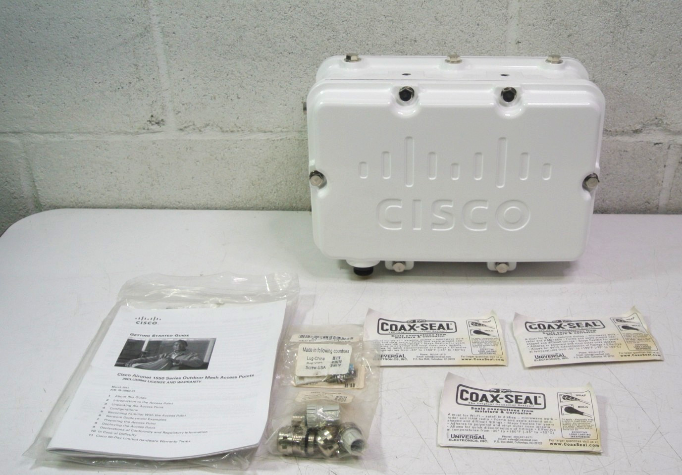 Cisco AIR-CAP1552E-A-K9 Aironet 1550 Outdoor Mesh Access Point Kit