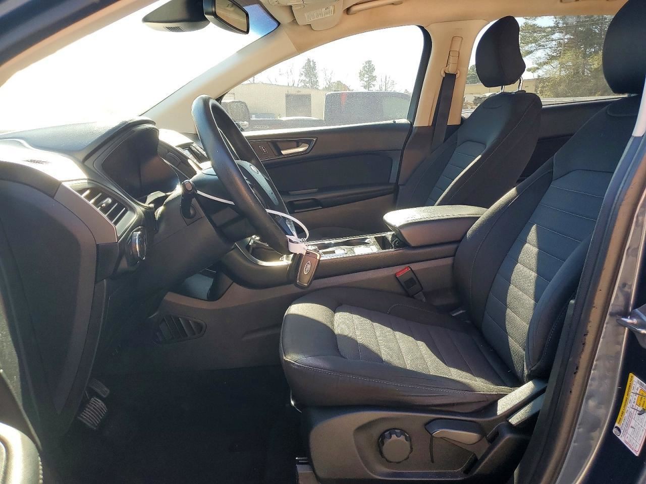 EDGE 2019 Glove Box 4979708