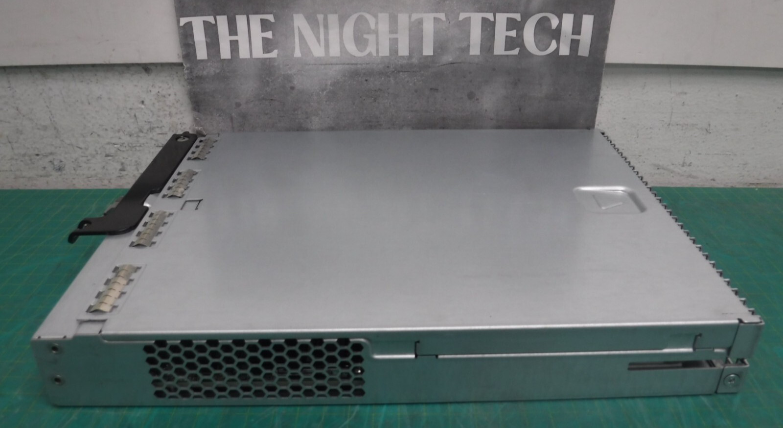 Dell E02M002 F69VD 4 Port iSCSI Controller