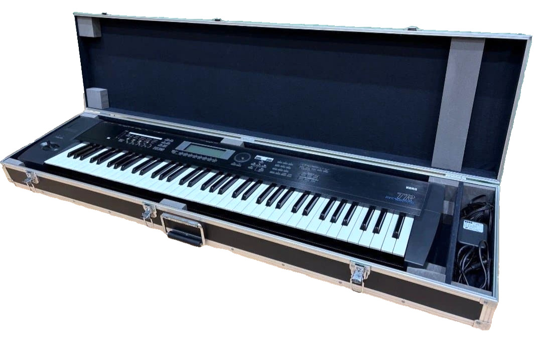 KORG Triton Synthesizer Keyboard Music Workstation TR76 w/Hardcase