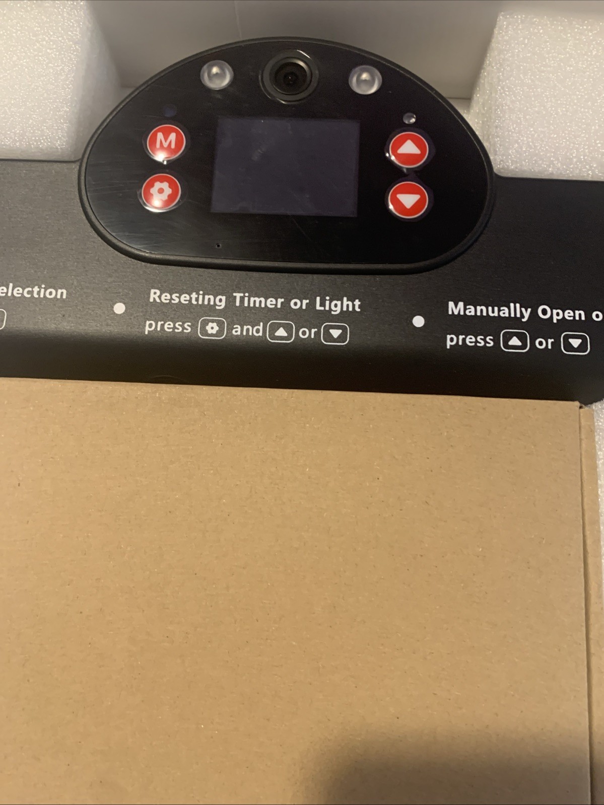 Solar Powered Automatic Chicken Coop Door with Timer/PIR Sensor Modes