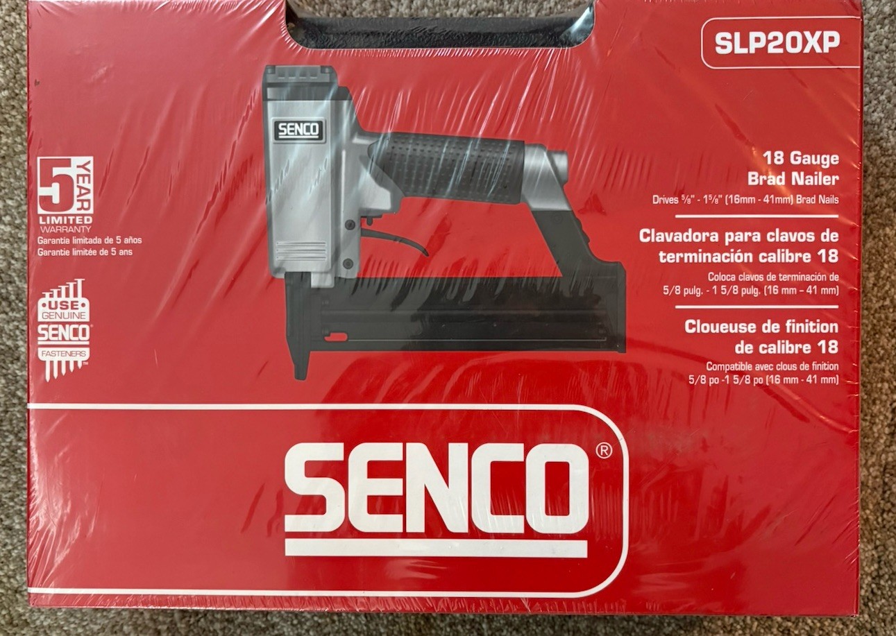 SENCO SLP20XP Senco SLP20XP 18 Gauge Brad Nailer w/Case, 5/8" to 1-5/8" 430101n
