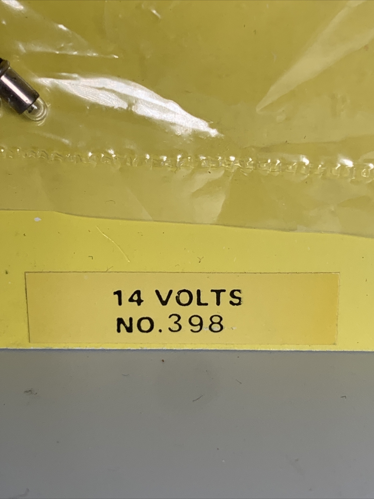 Model Power 398 HO 14 Volt Bulbs (Pack of 3) NIP