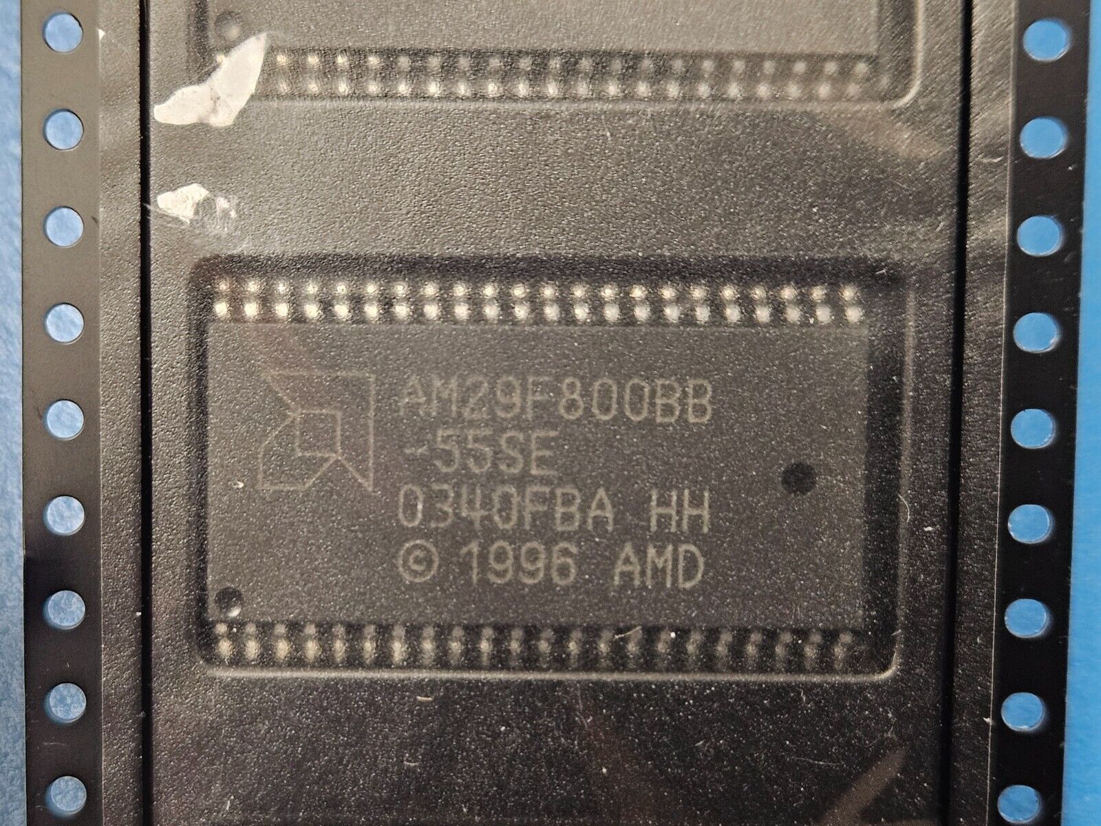 (2pcs) AM29F800BB-55SE AMD Flash, 512KX16, 55ns, 44Pin SOIC