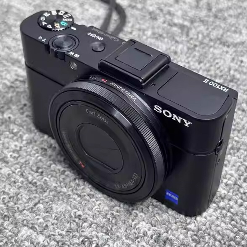 Sony Cyber-Shot DSC-RX100 II RX100M2 20.2MP 3.6x Zoom Digital Camera -90% NEW