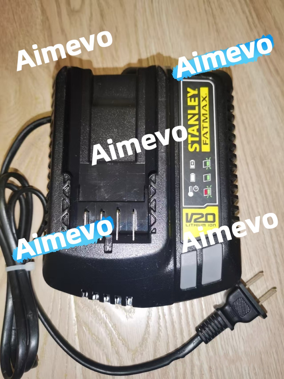 1PCS Used STANLEY SC125 1.25A 220V Adapter
