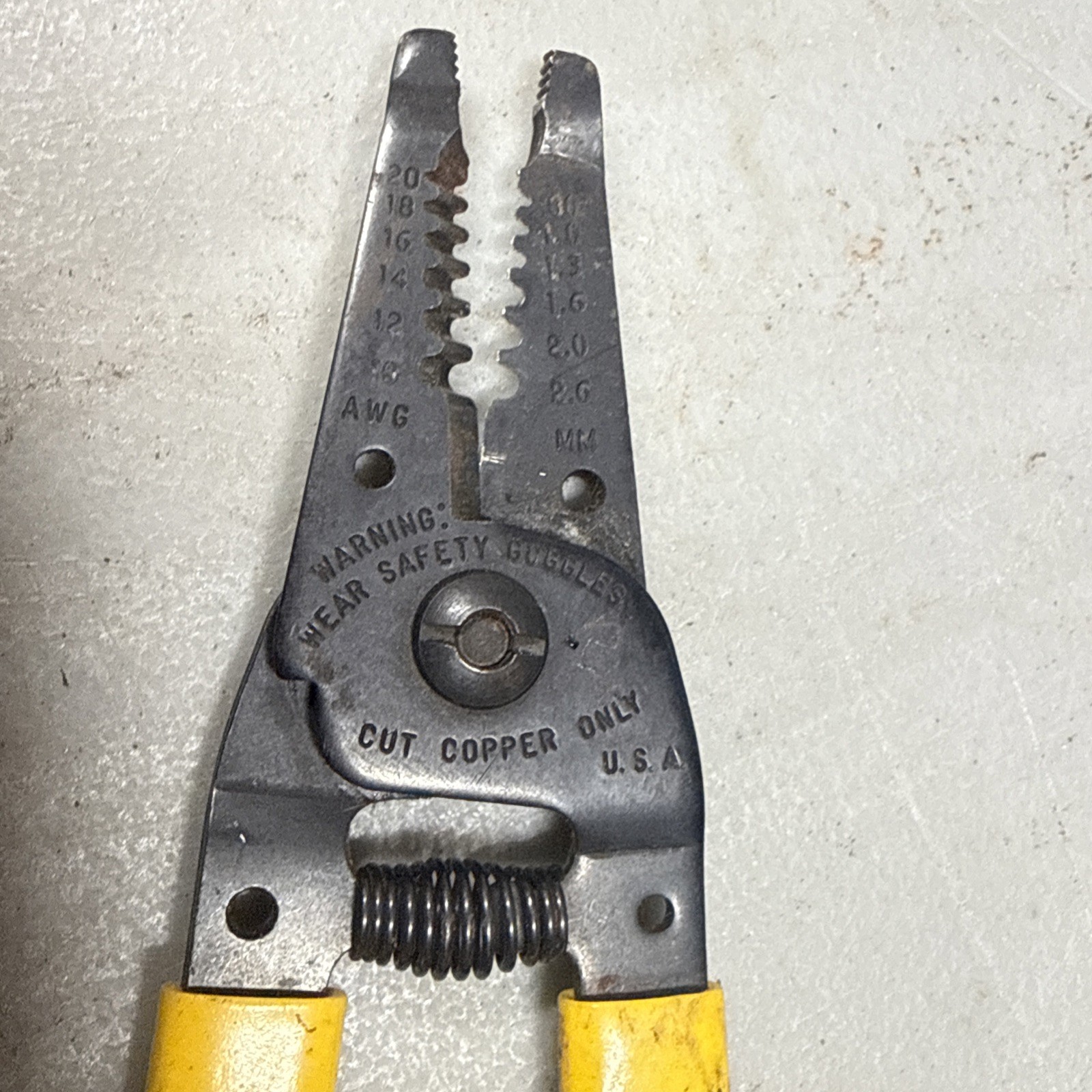 Techni-Pro 758TT004 - Crimper/Cutter Service Tool 10-22 AWG