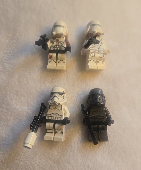 Lego Star Wars Storm Troopers Lot Of (4) Mini Figure