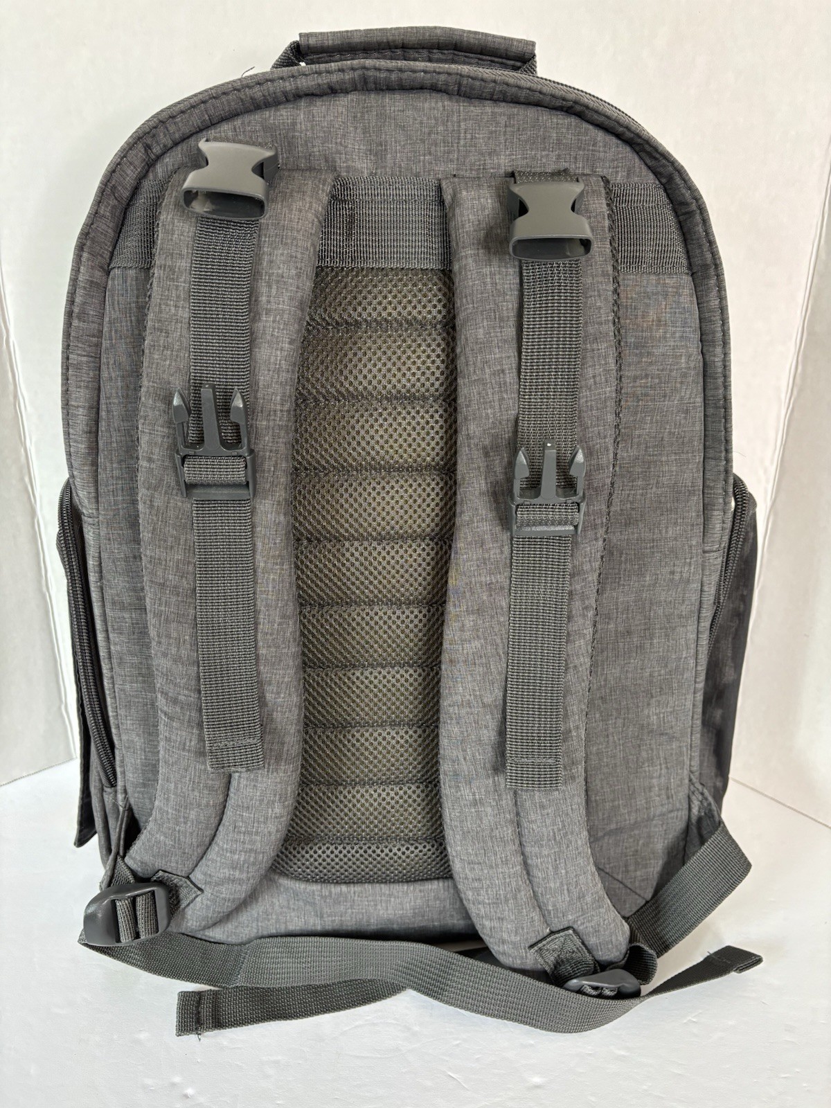 Eddie Bauer Gray Zip Backpack Multiple Compartments Unisex Adults Pre-Owned