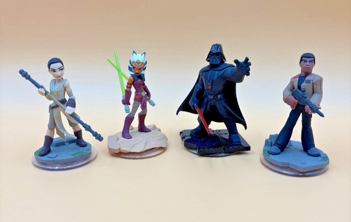 Disney Infinity 3.0 Lot Star Wars Darth Vader Ashoka Finn Rey Characters
