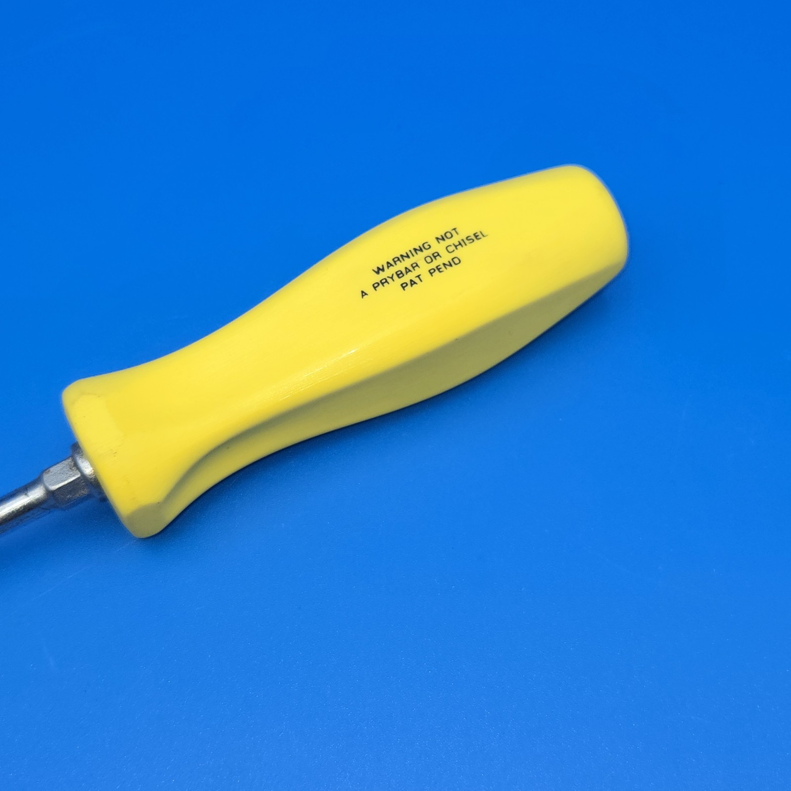Snap On Tools #2 Phillips 14" Yellow Hard Plastic Handle Screwdriver NOS