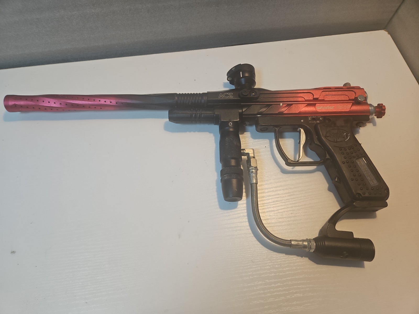 Spyder Pilot Paintball Gun EMarker E Marker No Charger Red / Pink Black Untested