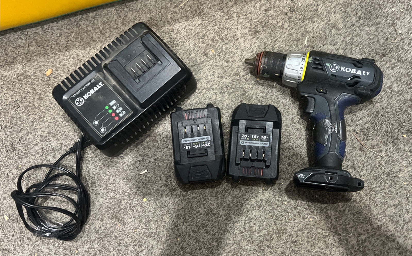 Kobalt 20V KT300A Cordless Compact Drill Driver, 2 Batteries & Charger