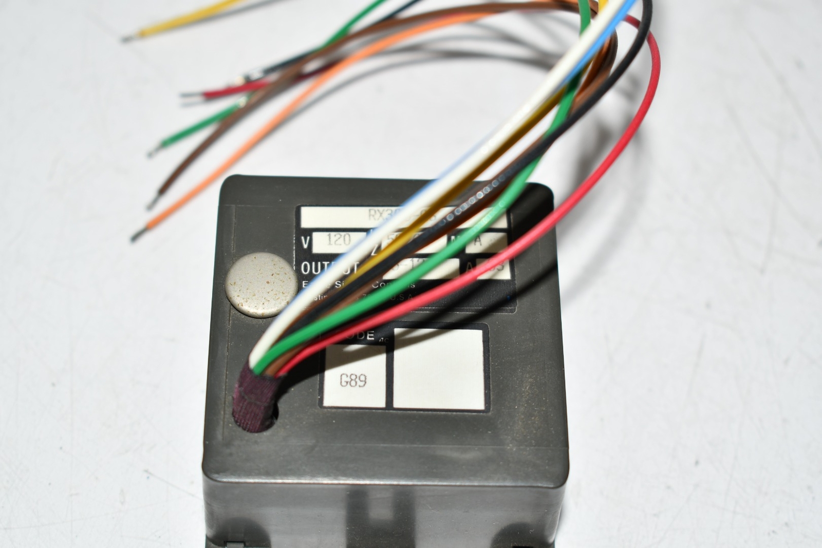 NEW Eagle Signal Controls RX300-06 120V Controller PLC