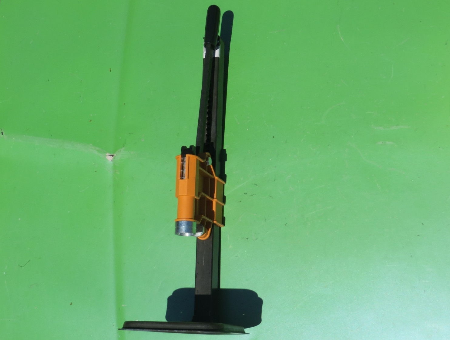 BREWCRAFT USA WINE BOTTLE CORKER PRESS CAPPER BLACK & ORANGE