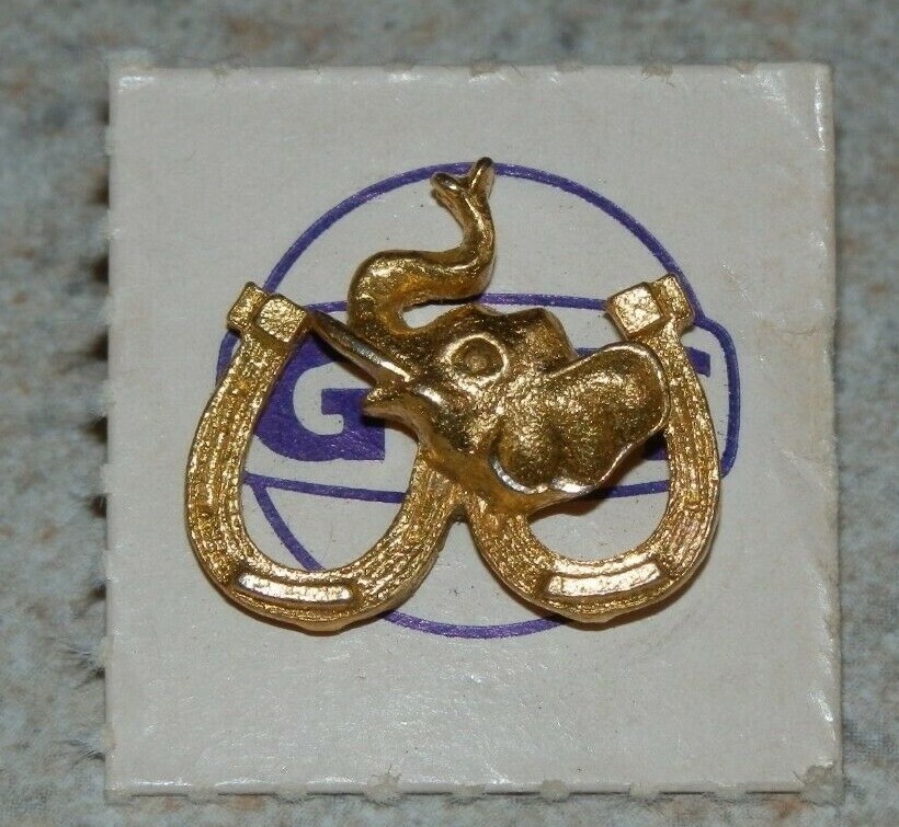 GULF OIL GASOLINE PETROLEUM INTEREST REPUBLICAN ELEPHANT PIN 3/4" NEW OLD STOCK