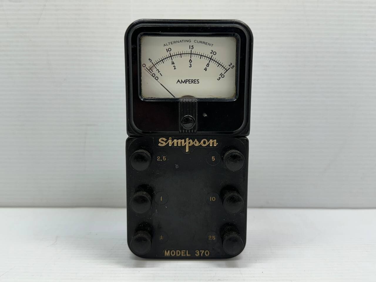 Vintage Simpson 370 AC Amperemeter