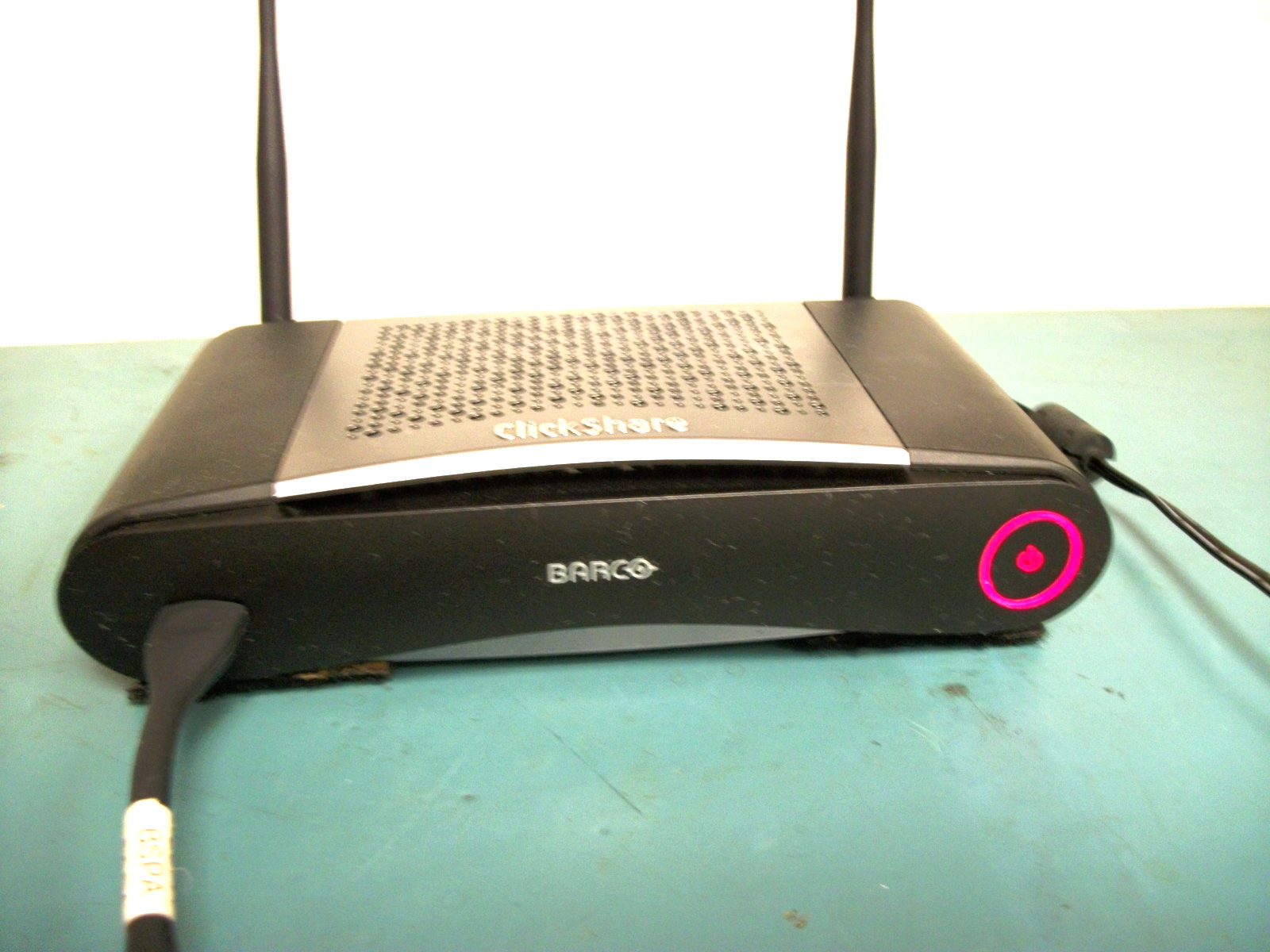 BARCO ClickShare CSE-200 Presentation System Model# R9861520 w/Button