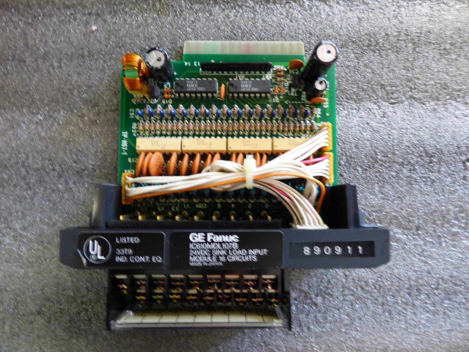 Fanuc Input Module IC610MDL107B 24VDC Sink Load Input