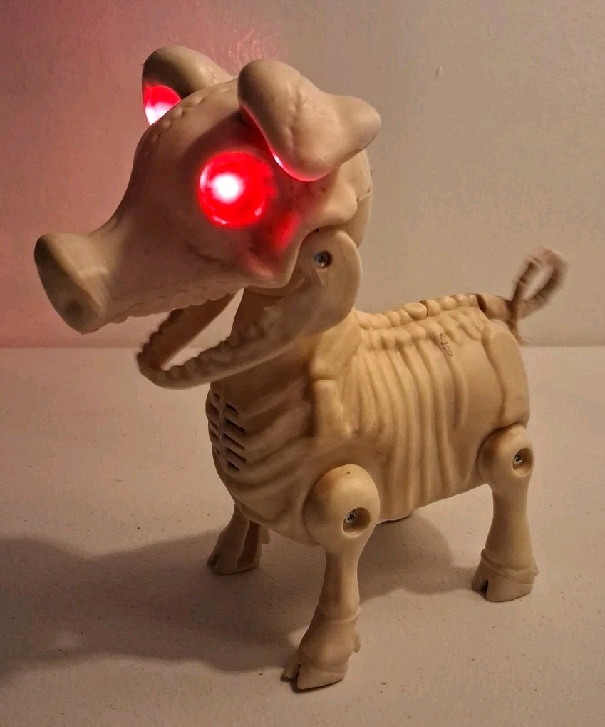 Animated Pig Skeleton 7"