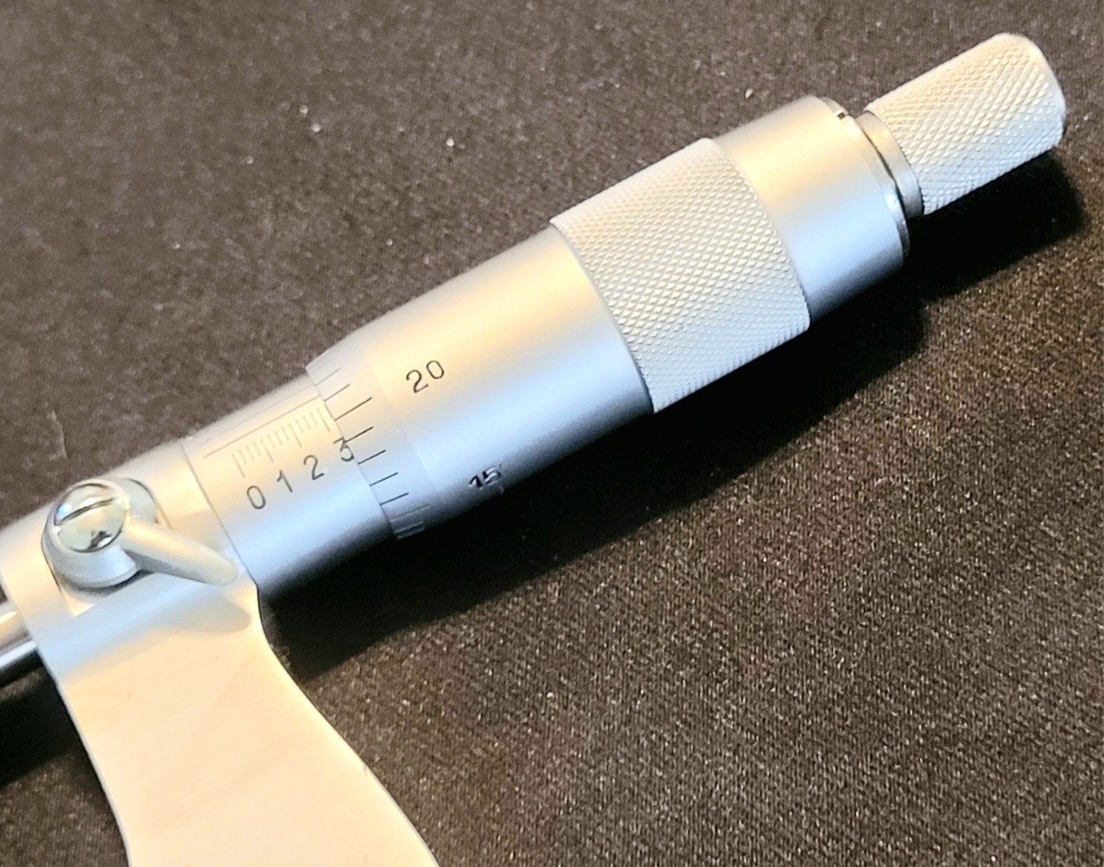 PHASE II 100-002 Outside Micrometer, 1-2" Range, .0001" Graduation