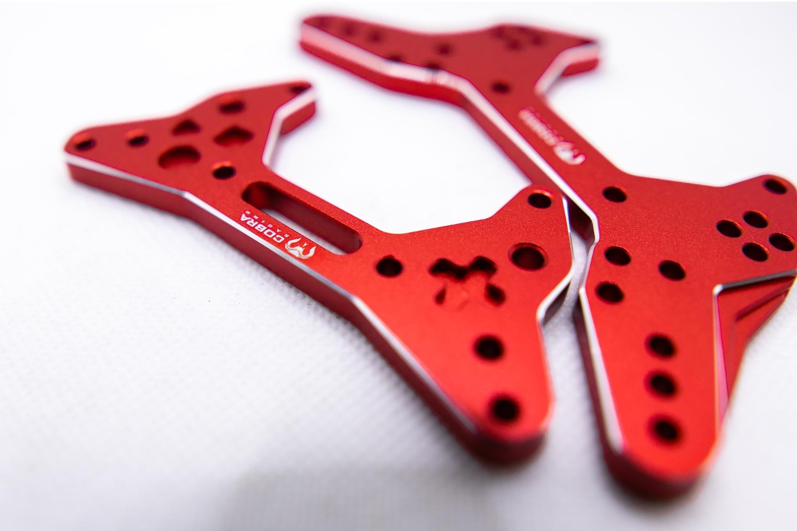 CR Shock Towers (F+R) – Fits Arrma Felony / Infraction / Limitless 1/7 - Red