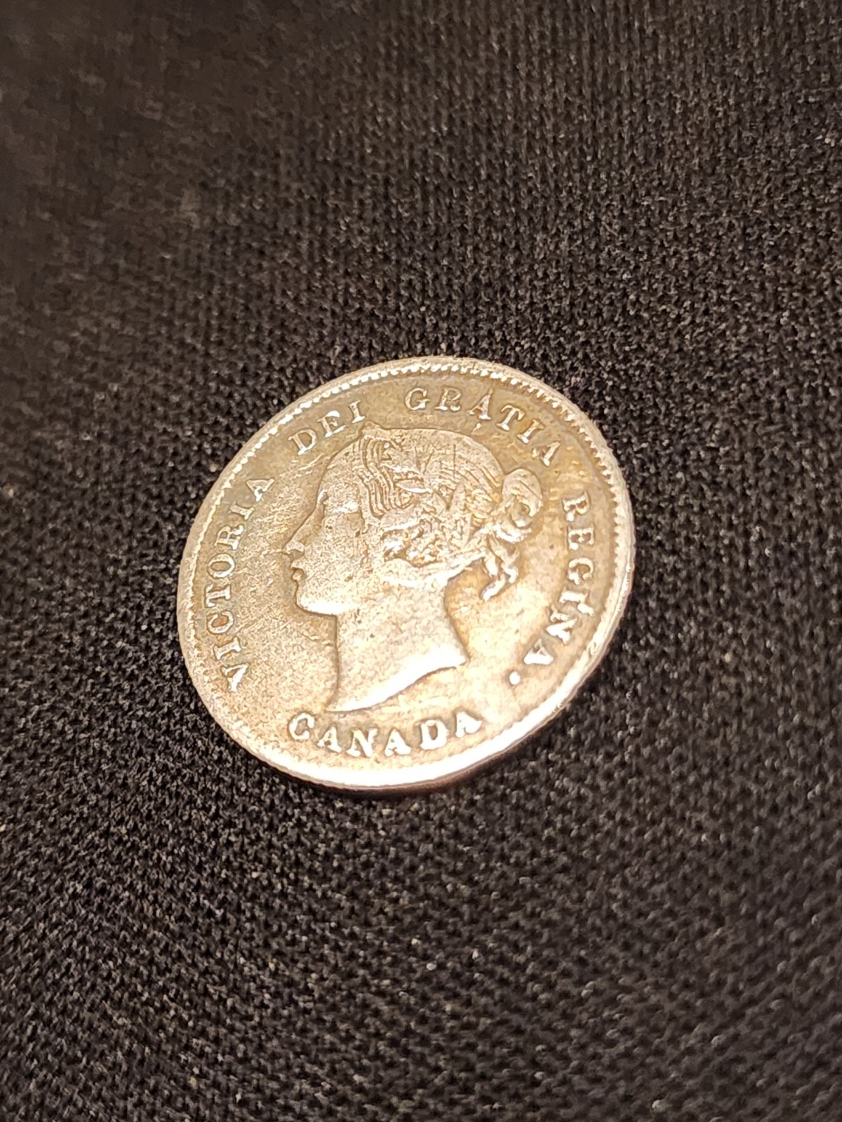 1870 Canada 5 Cents - Raised Border Silver Coin