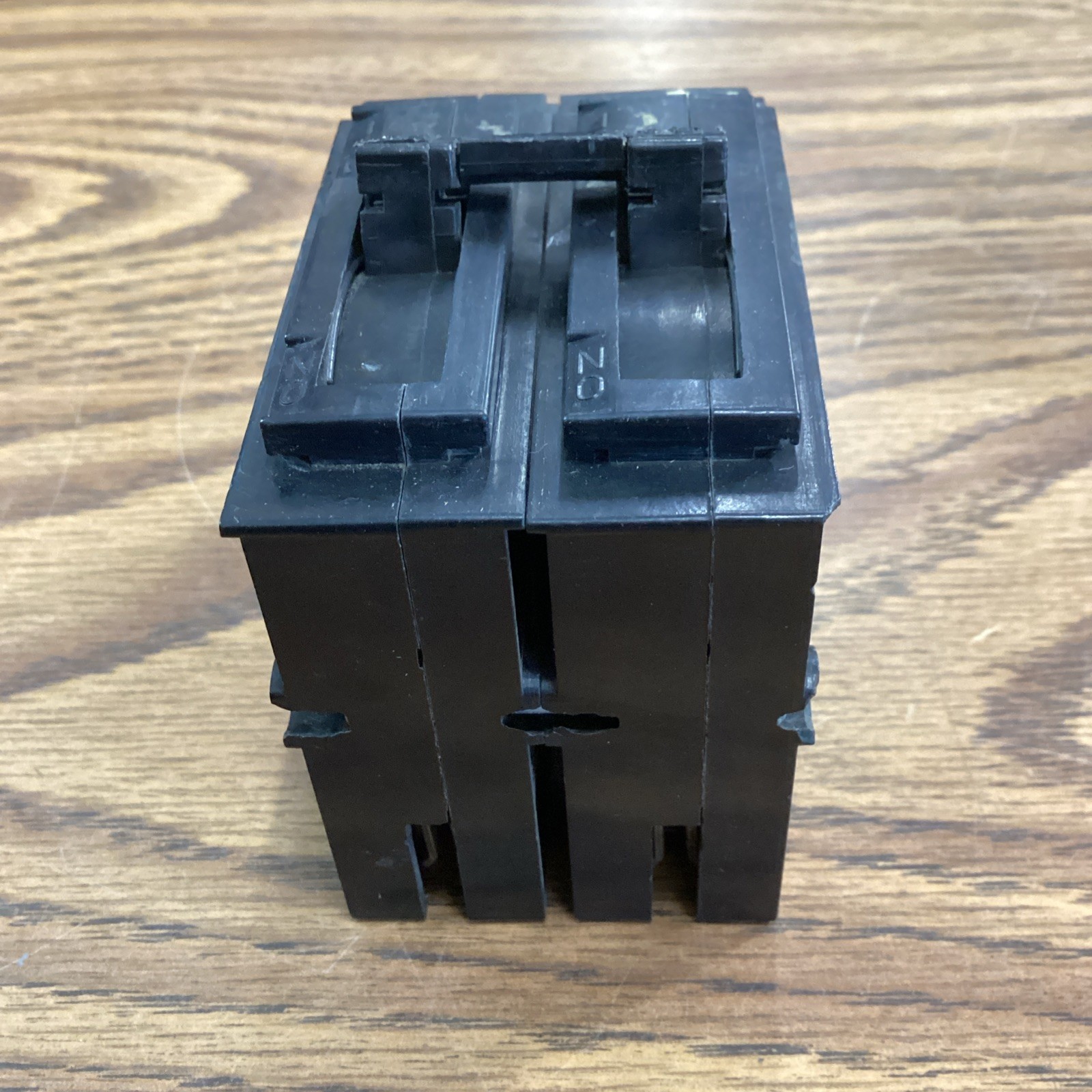 General Switch GA230 30 Amp 2 Pole Circuit Breaker Used