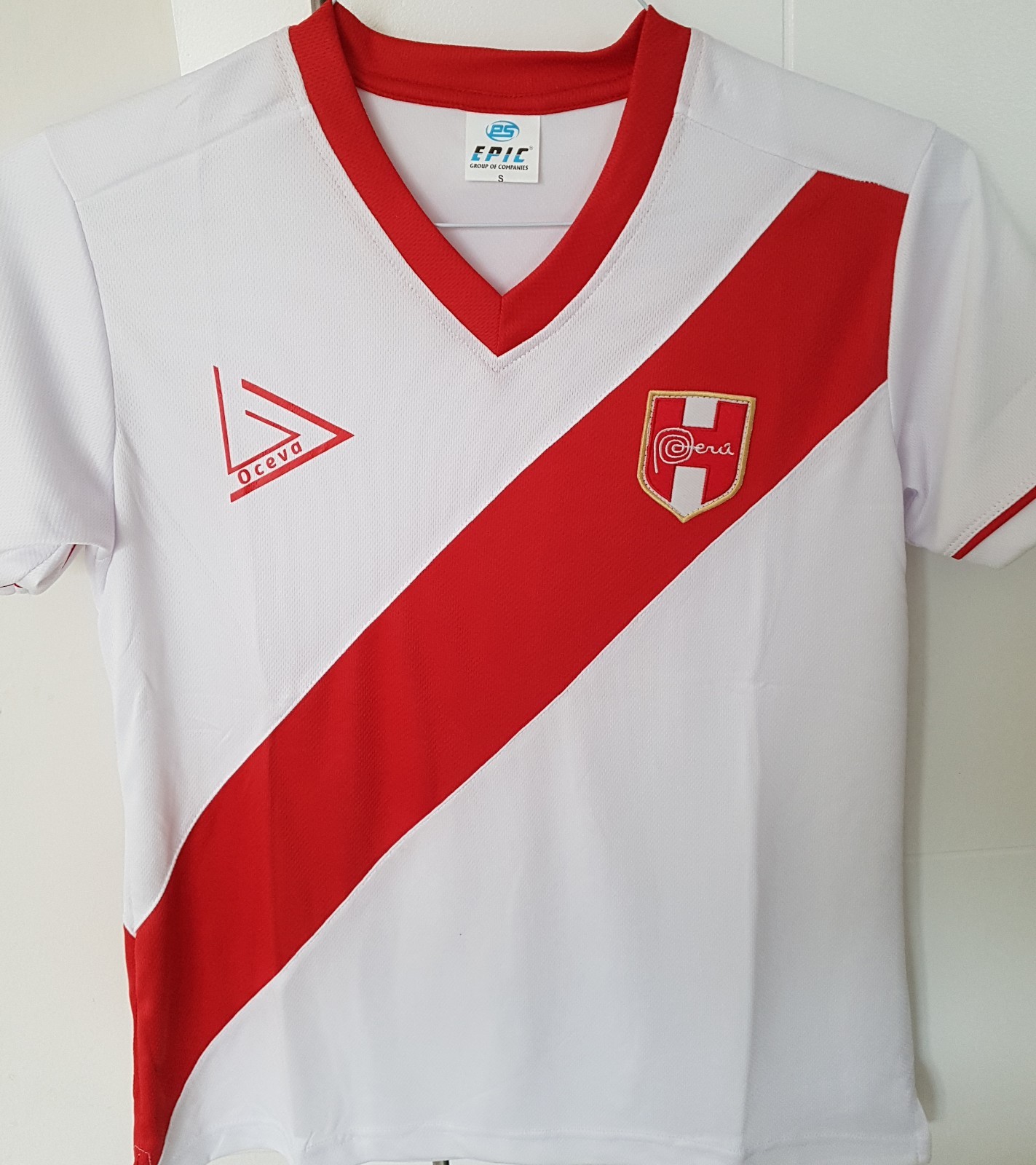 PERU SOCCER WHITE JERSEY FOR WOMEN