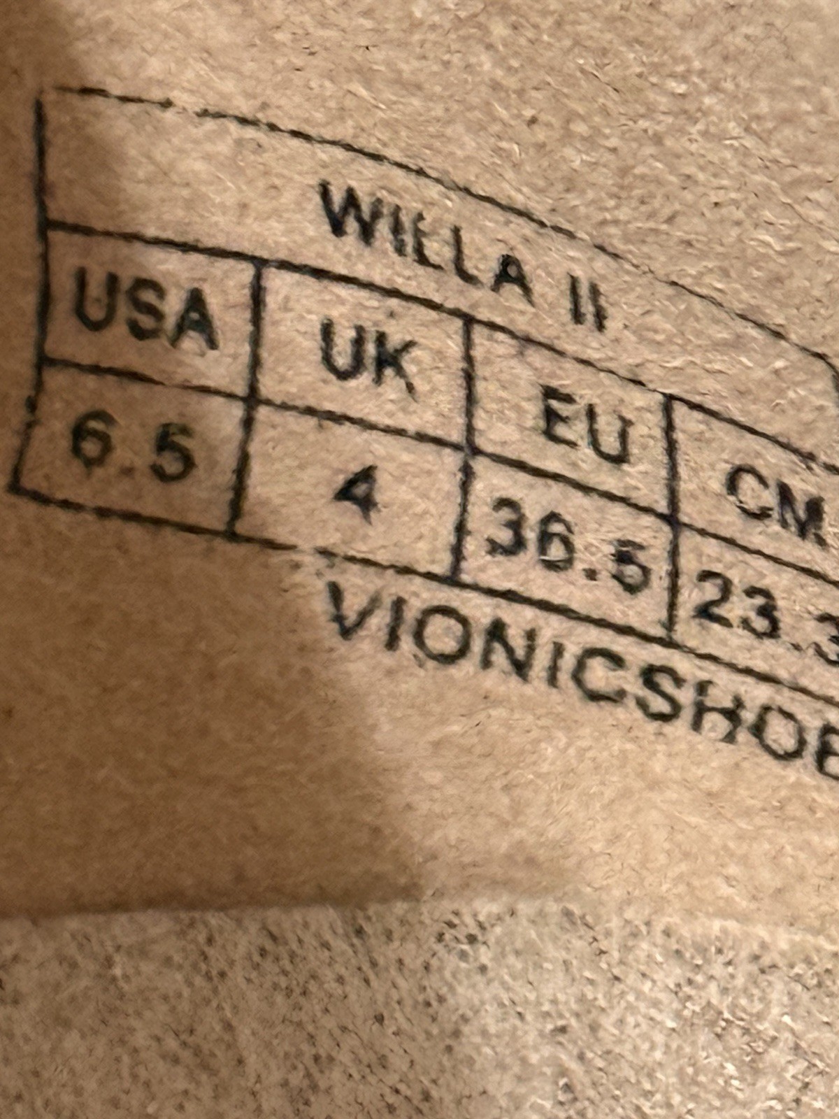 Vionic Women's Willa II Slip-On Cream Leather Flat shoes (Size 6.5)