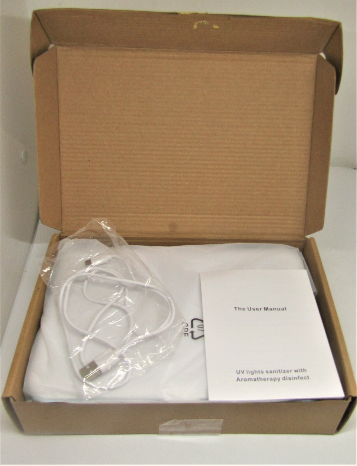 UV Smart Phone Sanitizer Aromatherapy Function Disinfector with USB Charging.