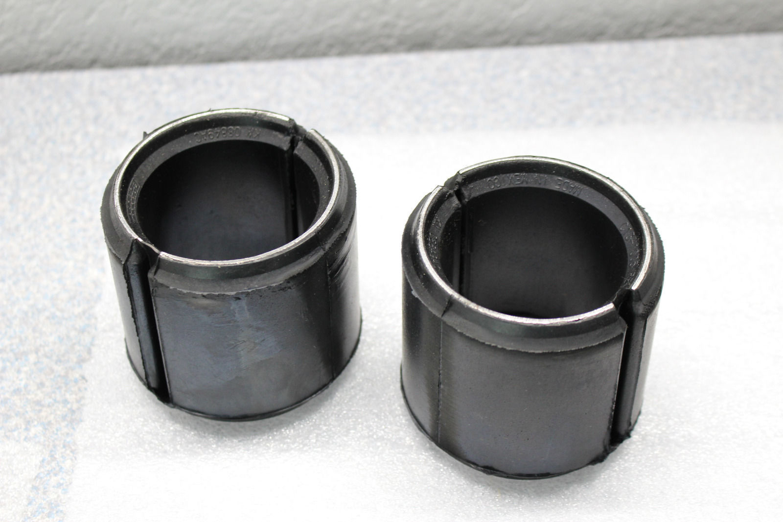 2x OEM Kenworth Sway Torsion Bar 58MM Stabilizer Bushing AirGlide 200 400