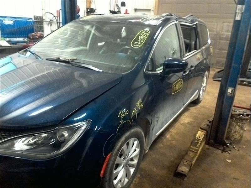 Passenger Right Rear Knuckle/Stub Fits 17 PACIFICA 10221754