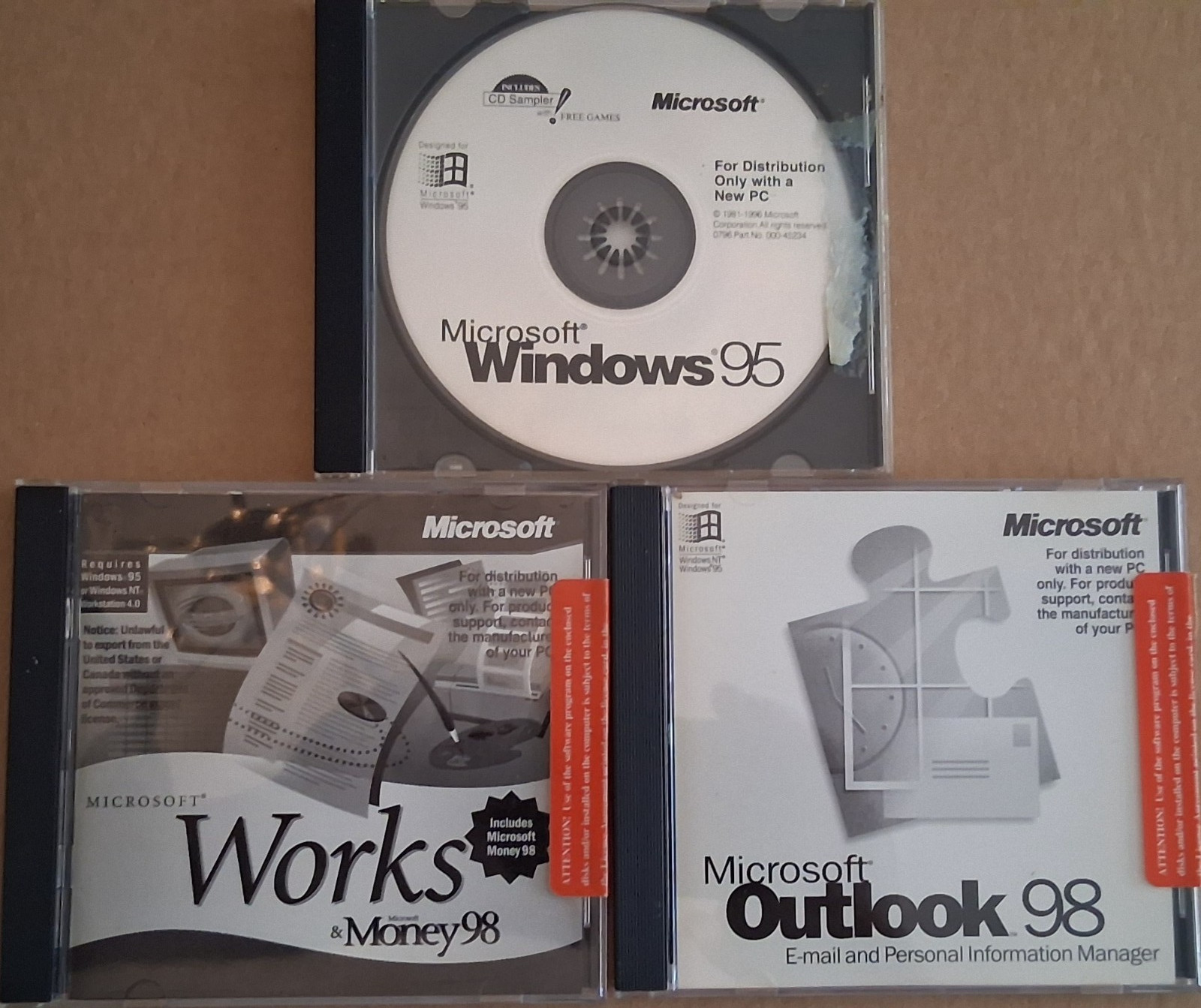 Genuine Vintage Microsoft software Win95, Works & Outlook
