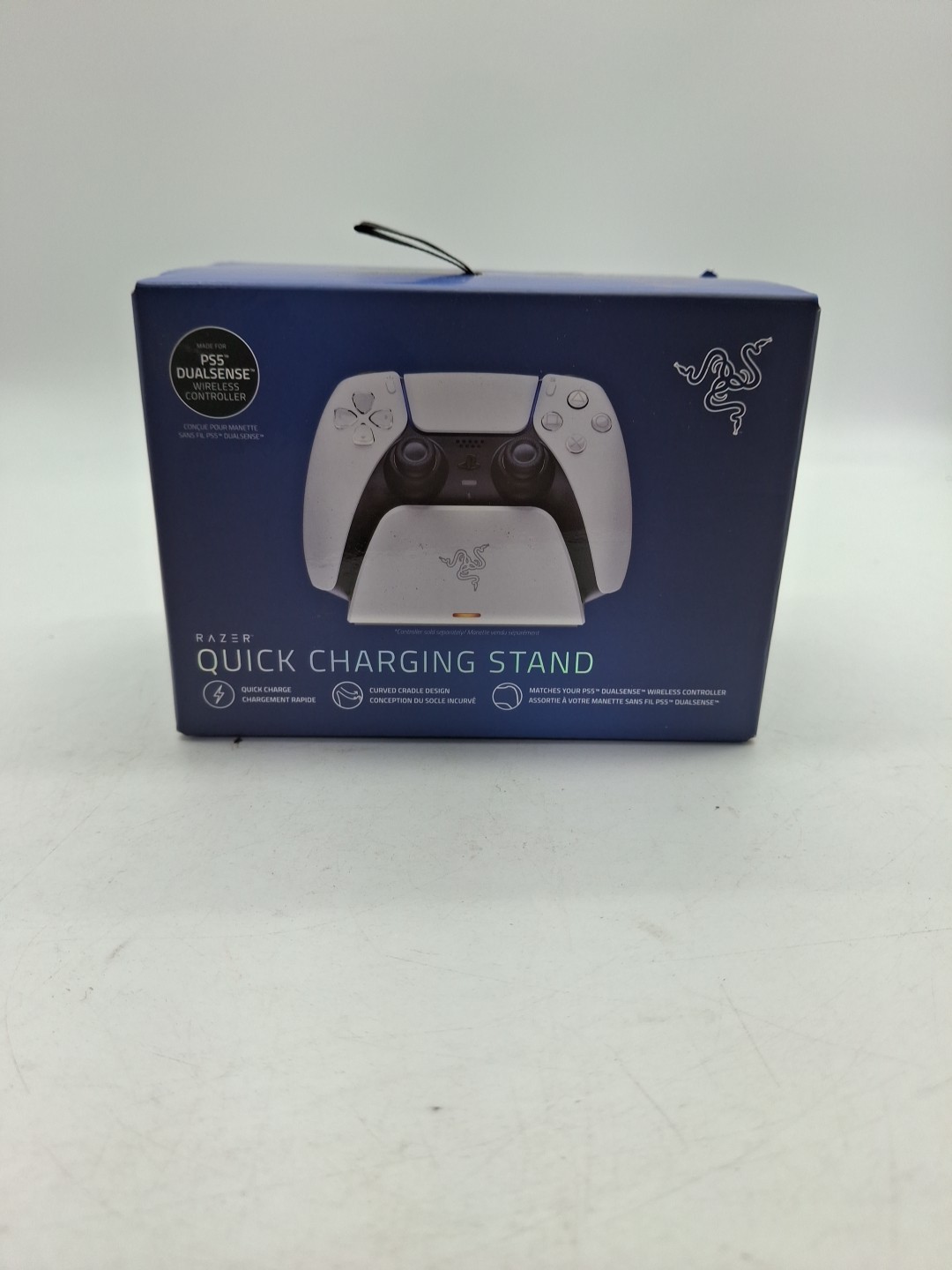 Razer Quick Charging Stand for PS5 DualSense Controller White RC21-01900100-R3U1