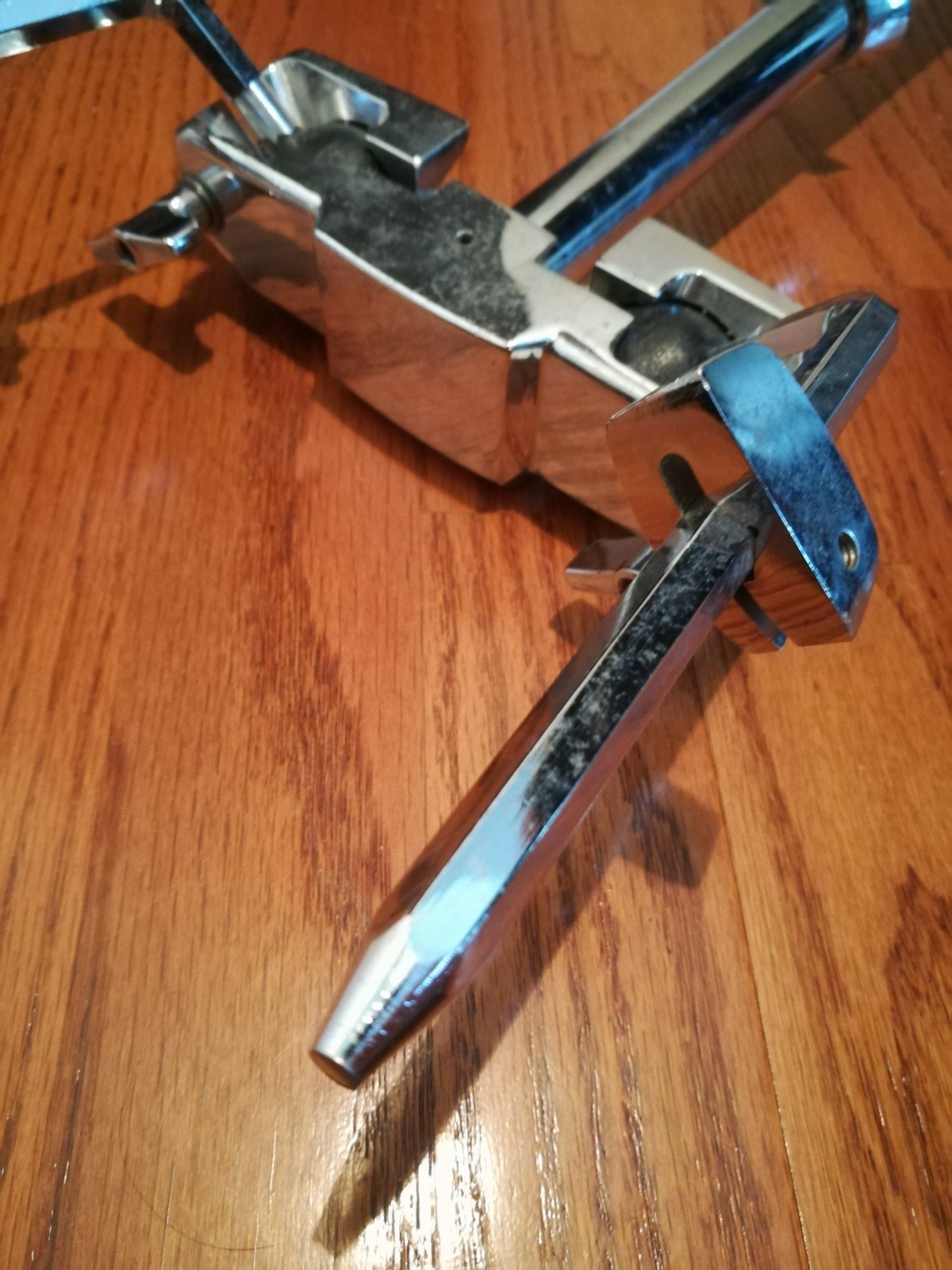 Mapex Ball and Socket Style Double Tom Holder Hex Arm Memory Locks Great Shape