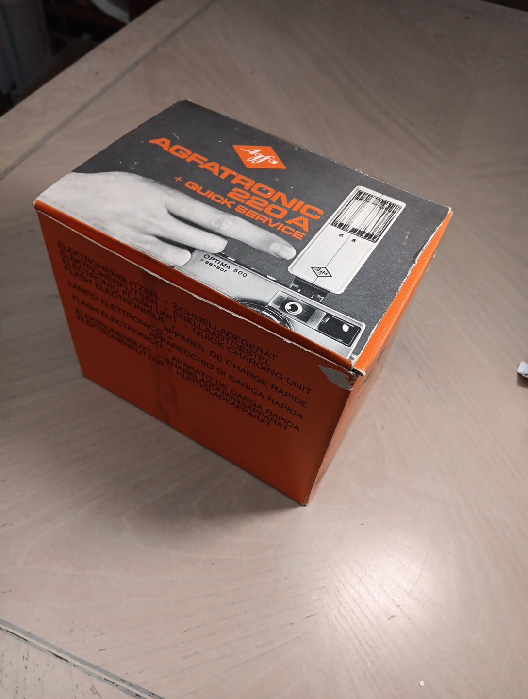 Agfatronic 220 A German Flash With Quick Service