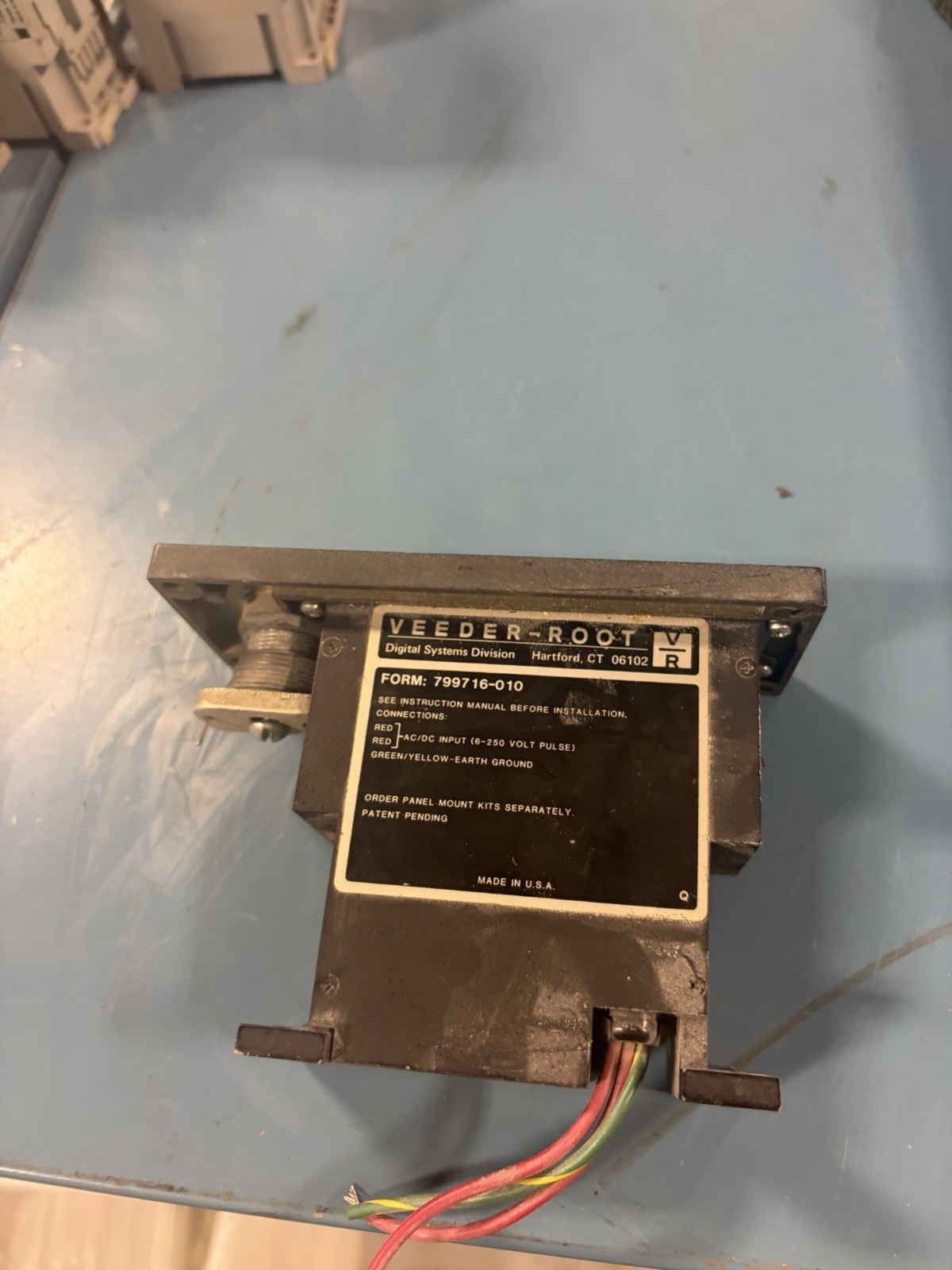 VEEDER-ROOT 799716-010 LX Totalizer AC/DC Input 6-250V Pulse USED