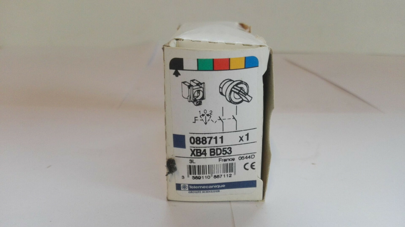 Telemecanique Type: XB4BD53 Selector Switch New