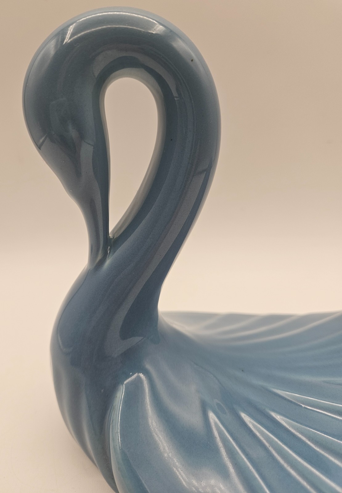 Vtg 1980s Style Country Blue Ceramic Swan Small Towel Holder Decor
