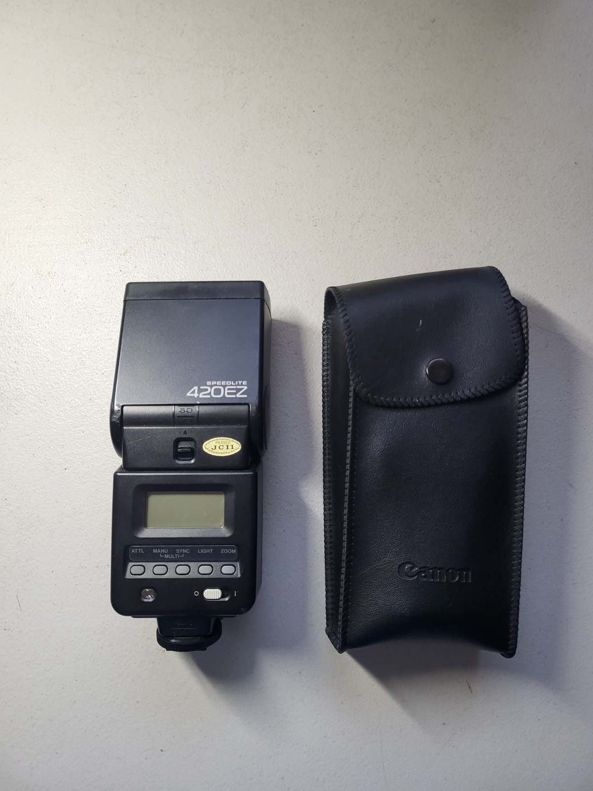 Canon Speedlite 420EZ Flash for Canon EOS SLR DSLR Cameras C3 W/ Pouch VG Shape