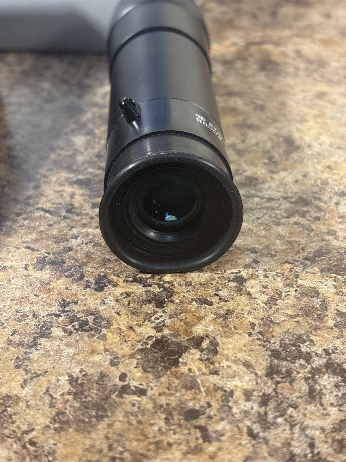 Specwell 10x30 Handheld Monocular 6° with Extra Short Focus + Case & Strap