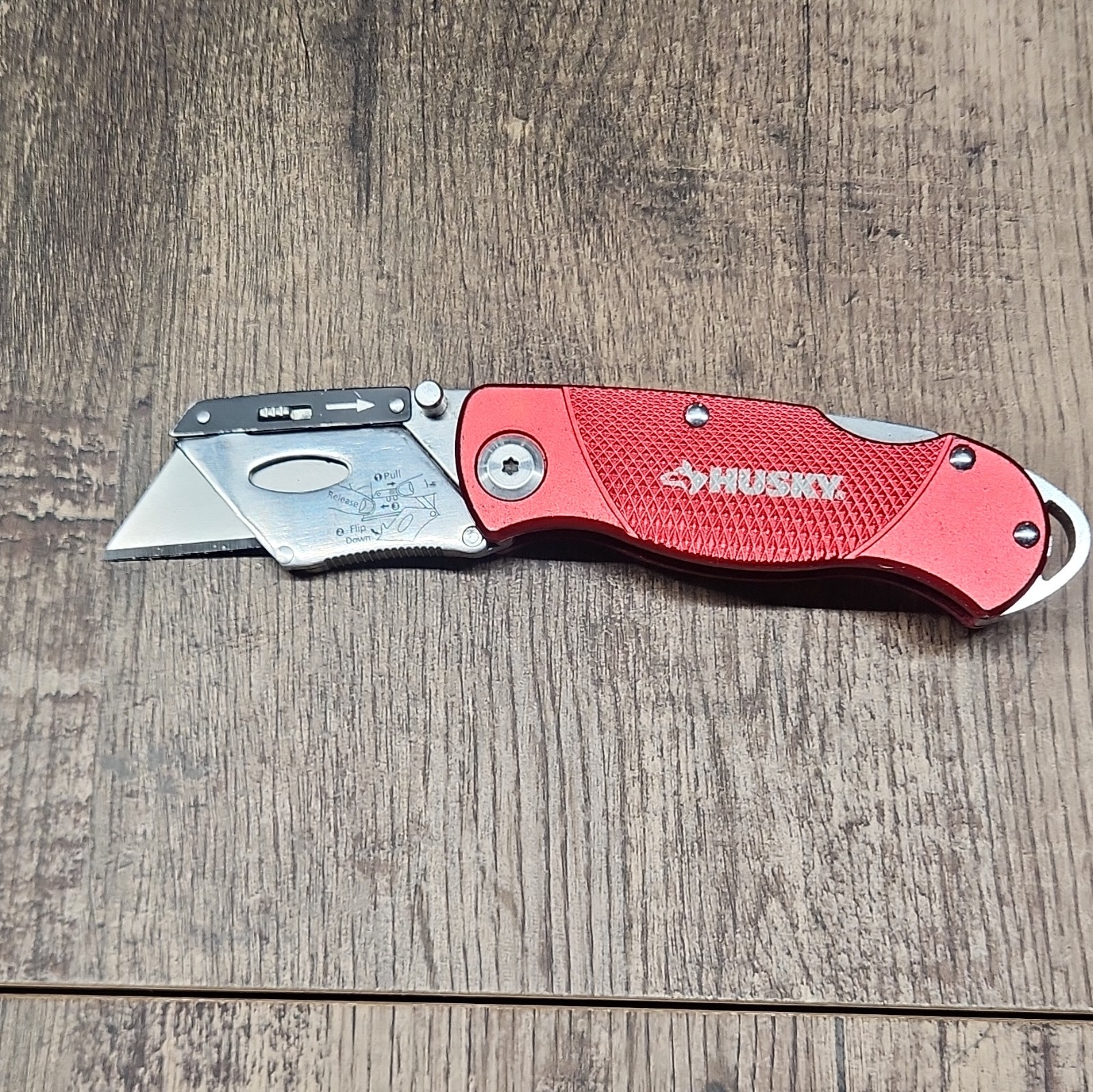 Husky Folding Utility Knife, Red Metal Handle, Stainless Steel Blade 0.75"