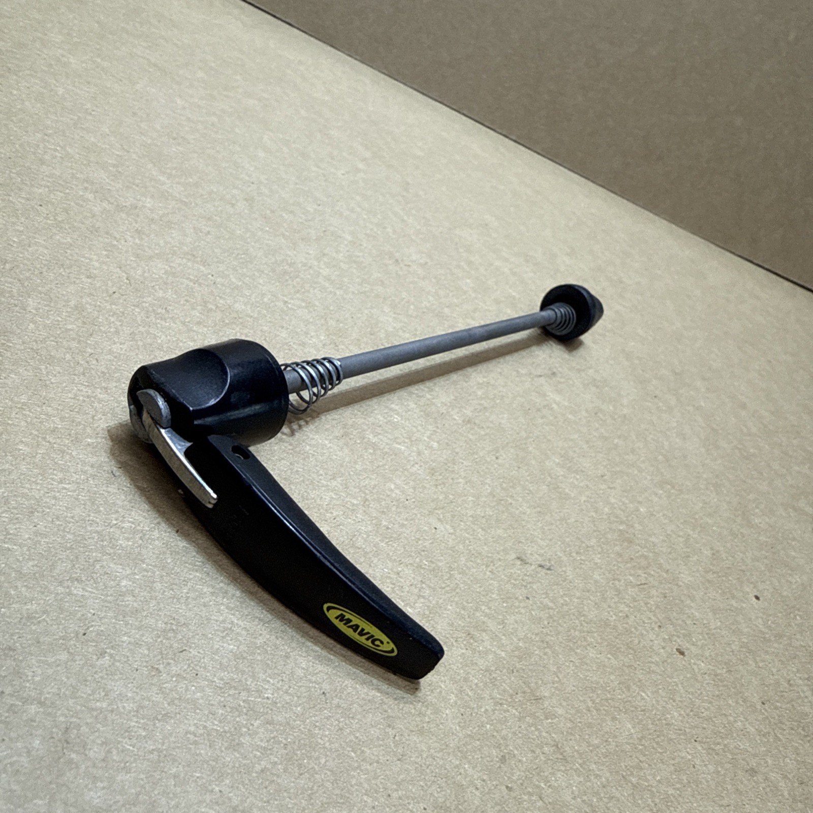 Mavic Ksyrium Cosmic Rear Road Bike Bicycle Skewer 9mm 130 Spacing
