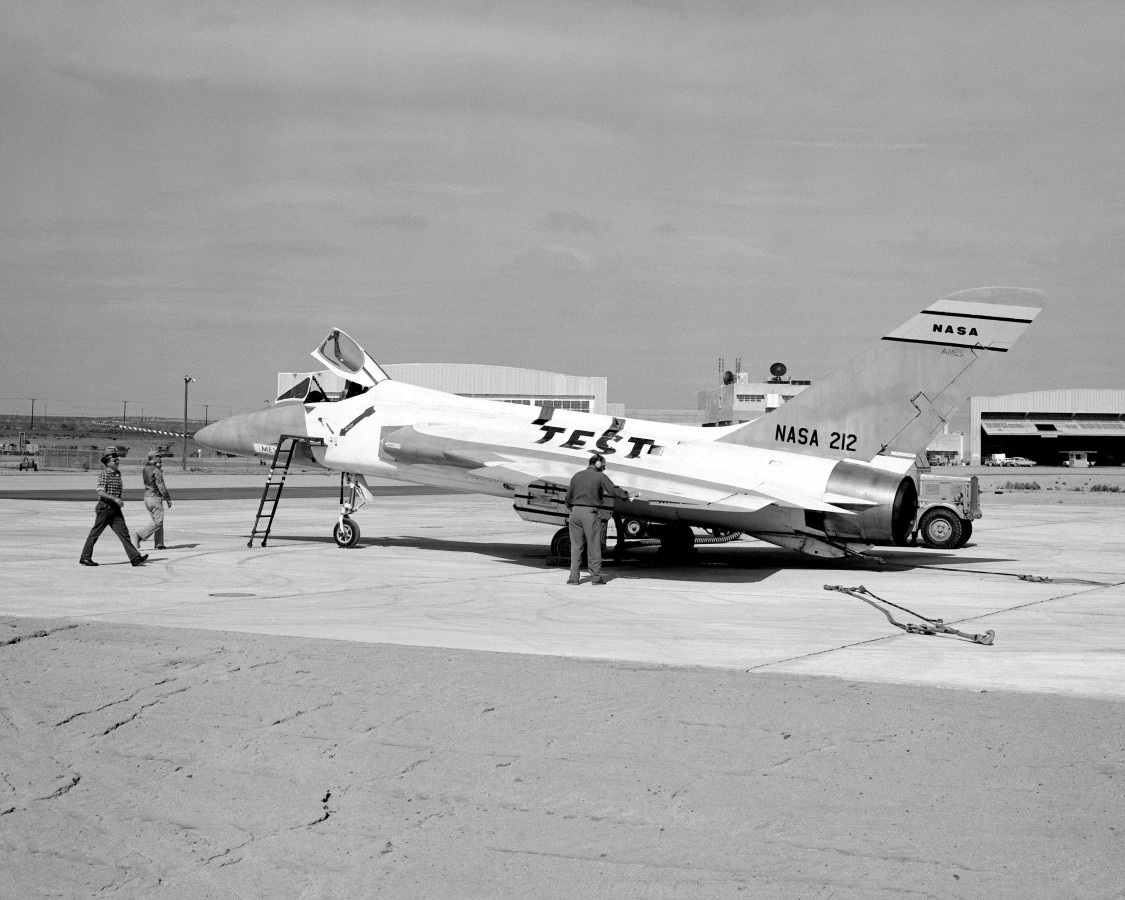 1962 NASA Douglas F5D-1 Skylancer Aircraft - 8x10 Photo On 8.5x11 #2215