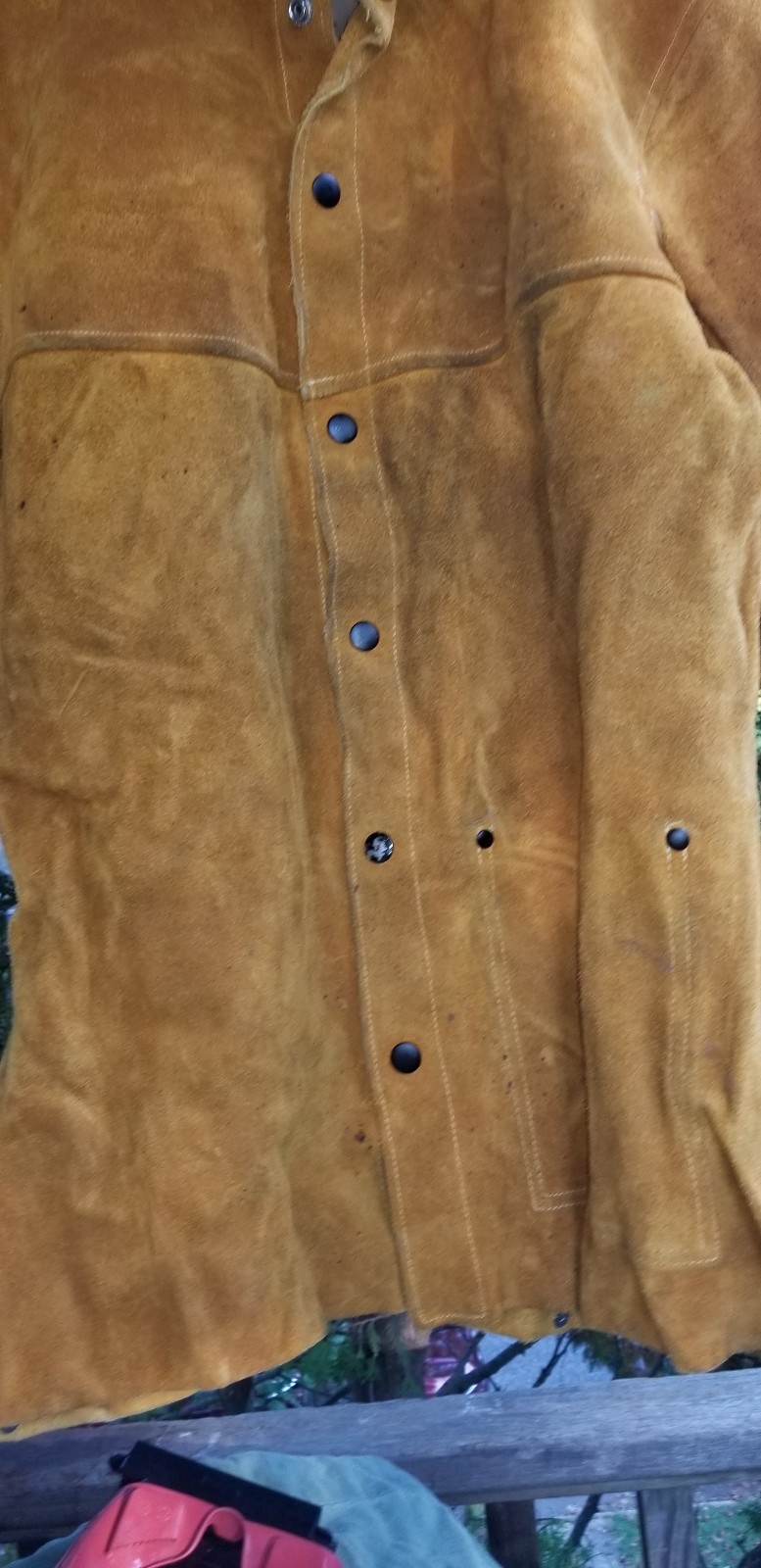 SUEDE WELDING JACKET AND JACKSON SAFETY GOGGLES SIZE MEDIUM