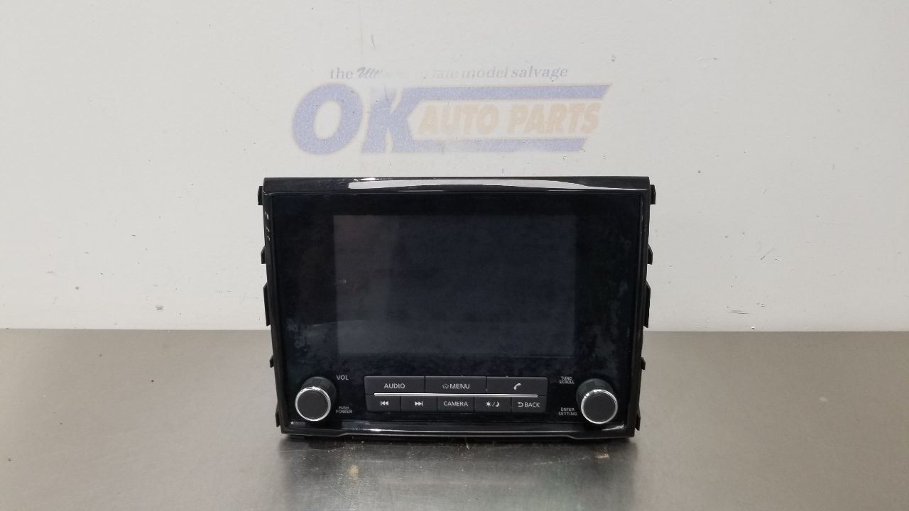 24 NISSAN TITAN XD RADIO AUDIO DISPLAY WITH RECEIVER 2591A9GK1A