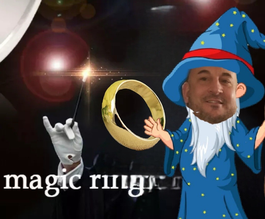 Magic Trick Magnetic Ring Vanishing Tricks Gold Color T16