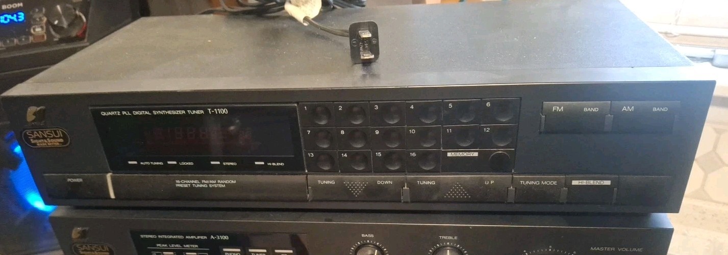 Sansui Stereo AM/FMTuner T-1100 Quartz PLL Digital Synthesizer 16 presets
