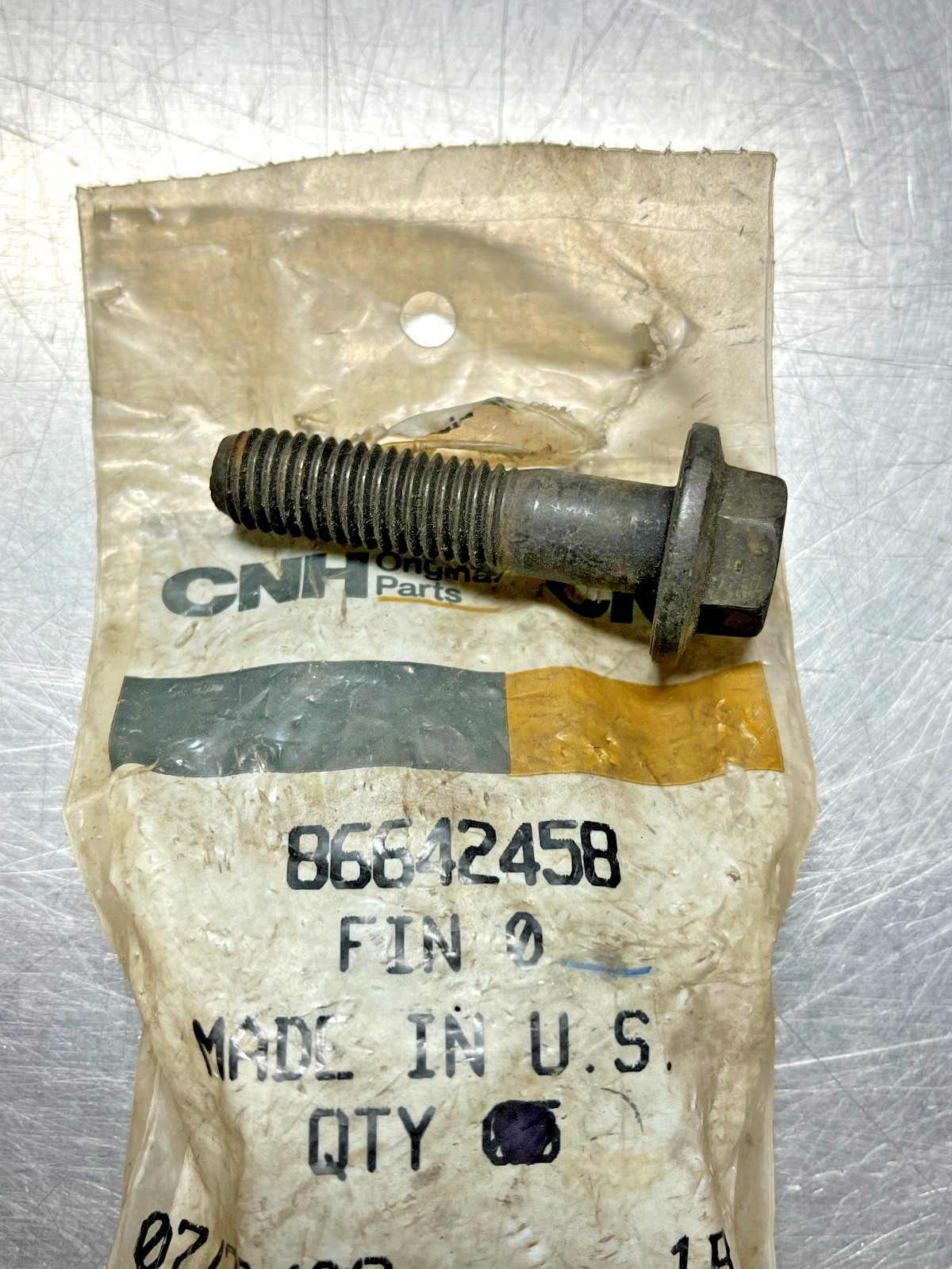 86642458 Genuine OEM Case IH CNH BOLT